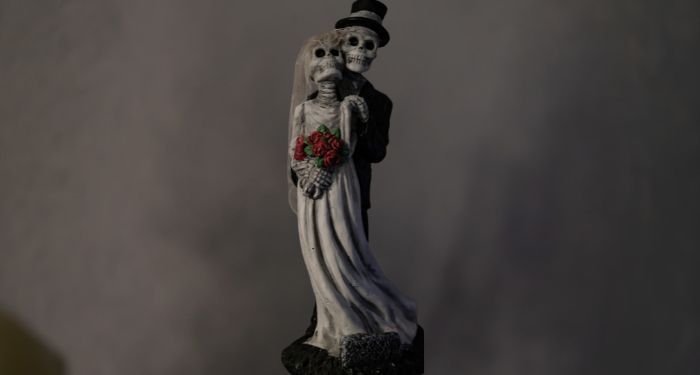 partial-cover-of-17.jpg.optimal.jpg